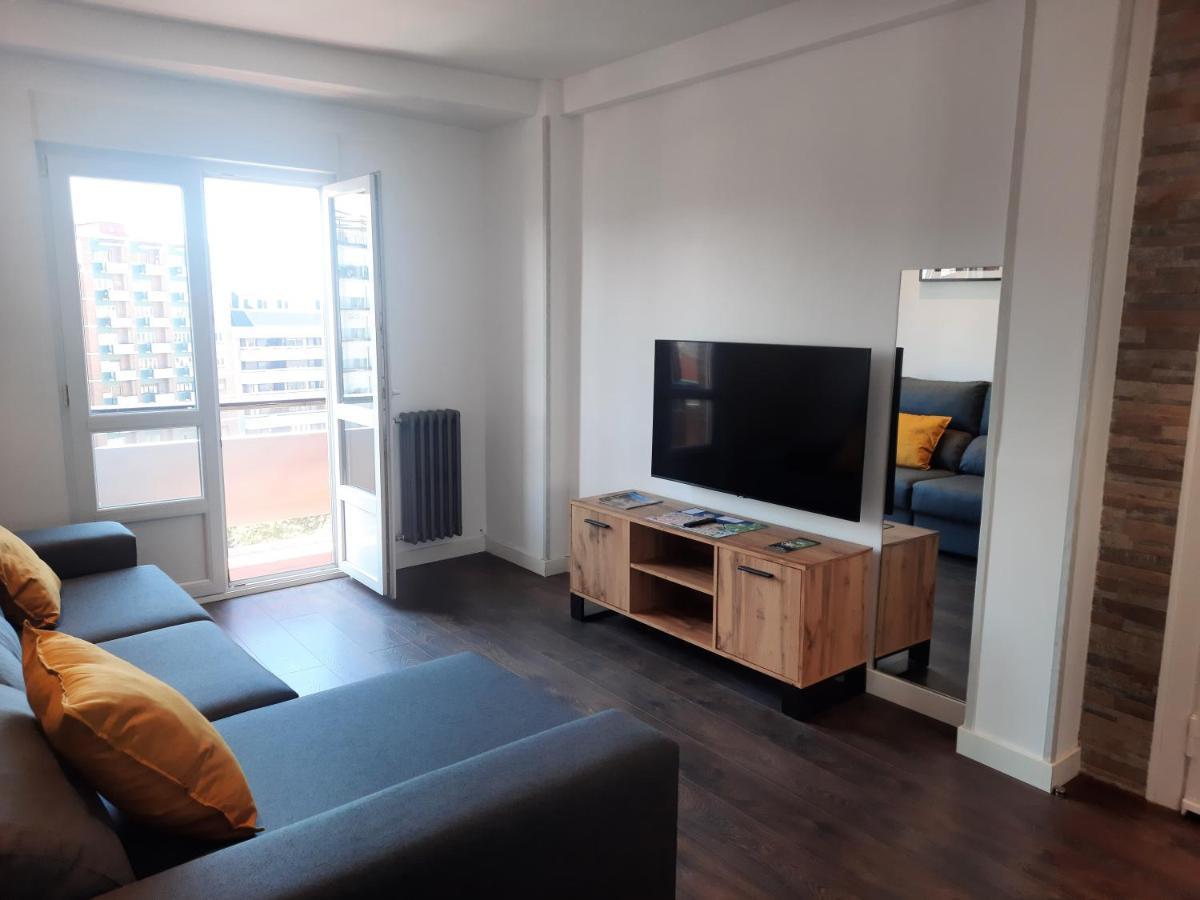 Apartamento Centro Gijon Con Wifi Gratis Y Parking Publico Proximo Incluido ภายนอก รูปภาพ