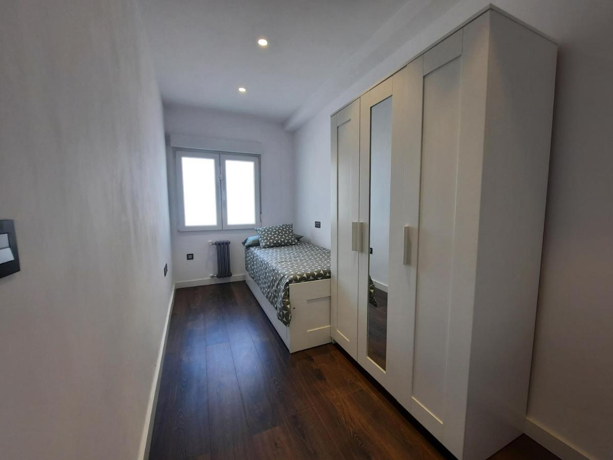 Apartamento Centro Gijon Con Wifi Gratis Y Parking Publico Proximo Incluido ภายนอก รูปภาพ